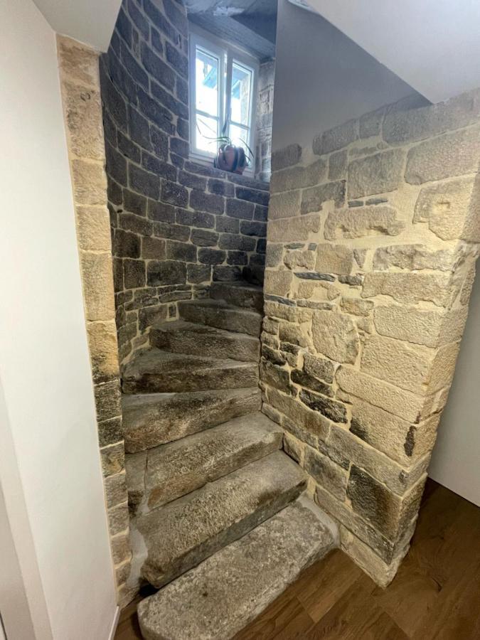 Spacieux N°1 En Centre Historique Landerneau Zewnętrze zdjęcie